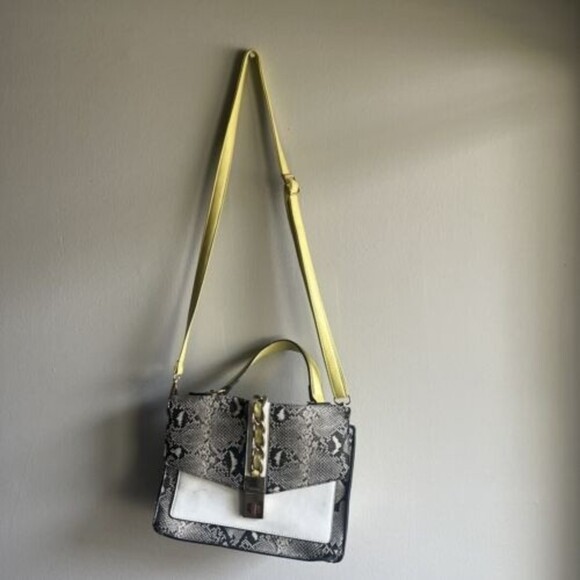 Aldo Women’s Snakeskin Purse Top Handle Cailla Crossbody Bag Gray Lime - Picture 3 of 8